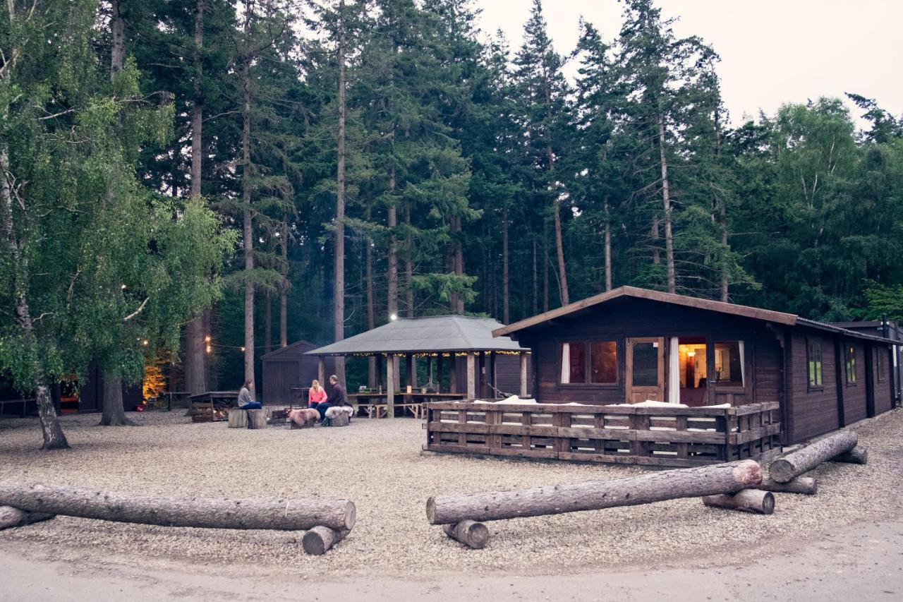 ホテル Camp Katur Glamping Carthorpe エクステリア 写真