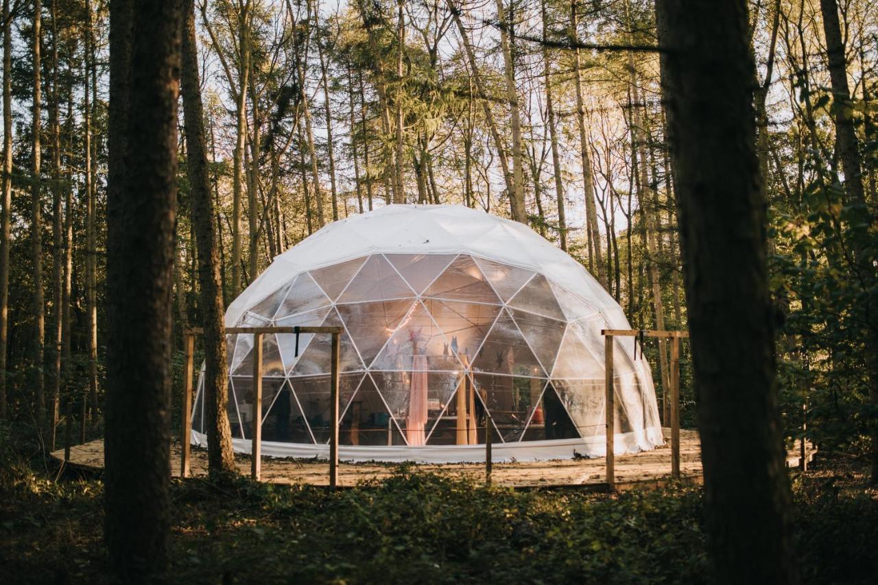 ホテル Camp Katur Glamping Carthorpe エクステリア 写真